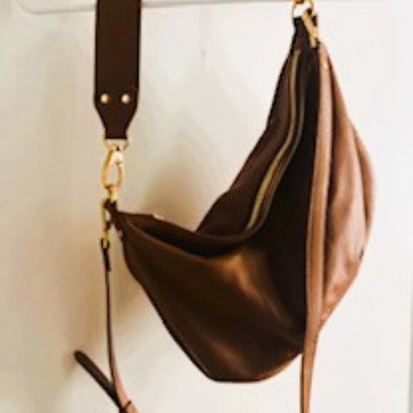 Quince Italian Leather Convertible Crescent Shoulder Bag Cognac - NWOT - Picture 2 of 2